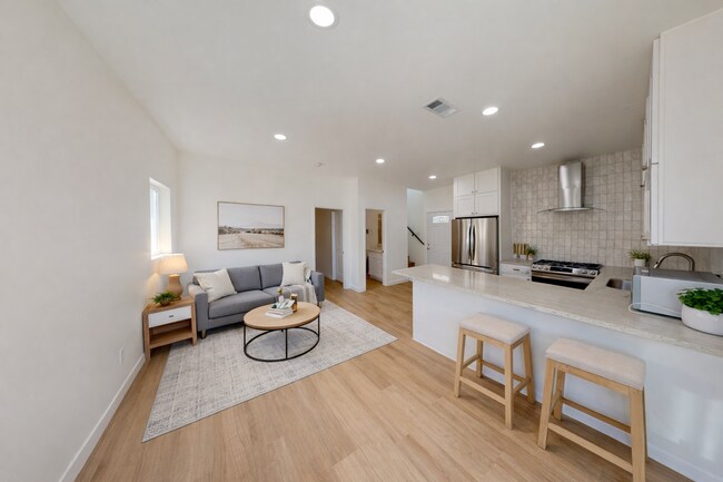 4822 63rd St San Diego, CA 92115 photo 4