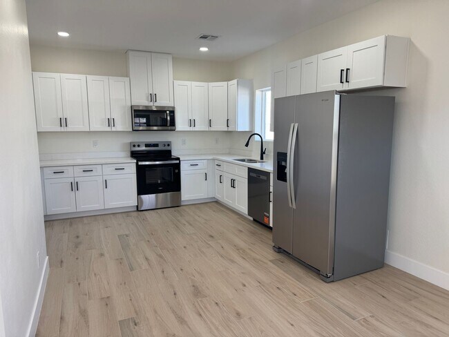 1515 W McKinley St Phoenix, AZ 85007 photo 5