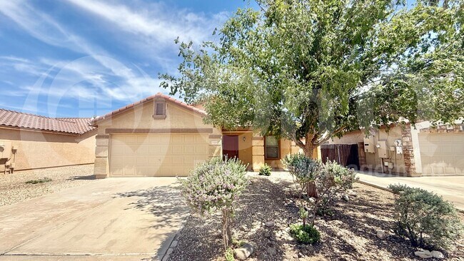 15560 West Acapulco Lane, Surprise, AZ 85379 photo 2