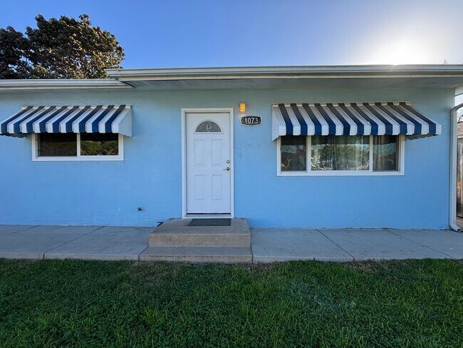 1073 7th St Imperial Beach, CA 91932