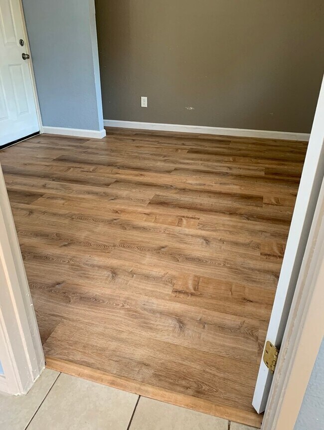 3856 Lassen Dr Pittsburg, CA 94565 photo 5