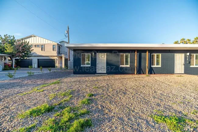850 W Hazelwood St Phoenix, AZ 85013 photo 3