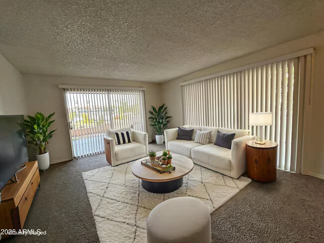 11040 N 28th Dr Phoenix, AZ 85029 photo 3