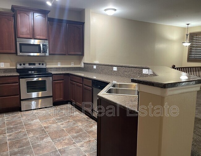 2783 S Sulley Dr Gilbert, AZ 85295 photo 2