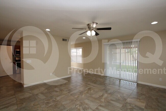 1132 W Bluebird Dr Chandler, AZ 85286 photo 3