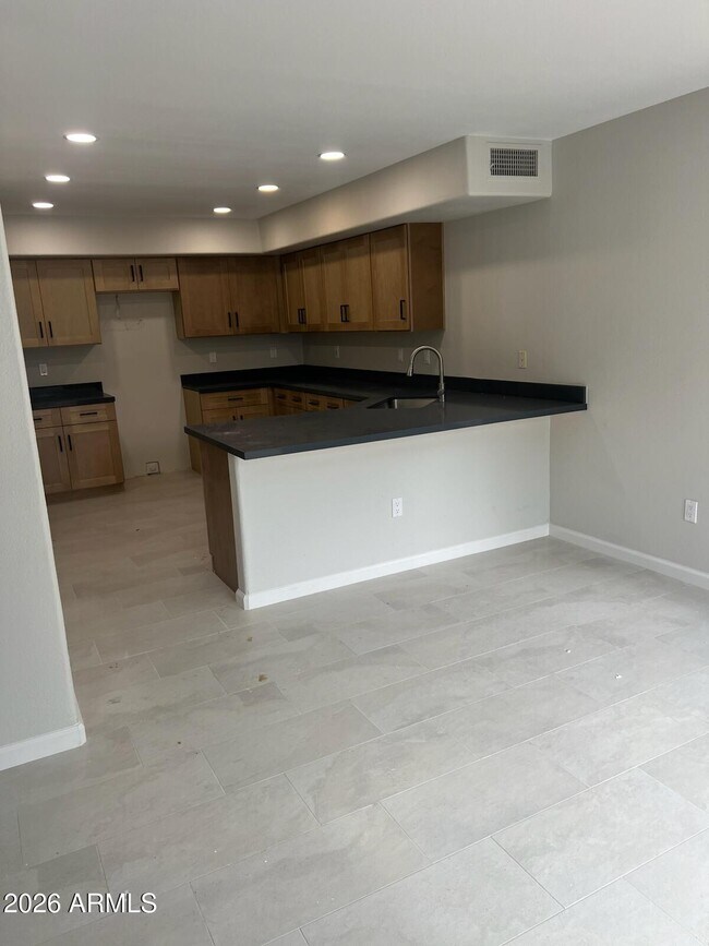 1125 W Sandy Banks photo 5