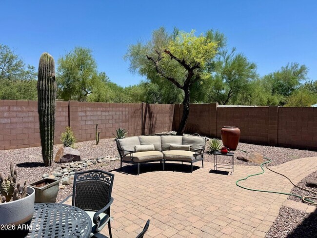 27725 N 23rd Dr Phoenix, AZ 85085 photo 4