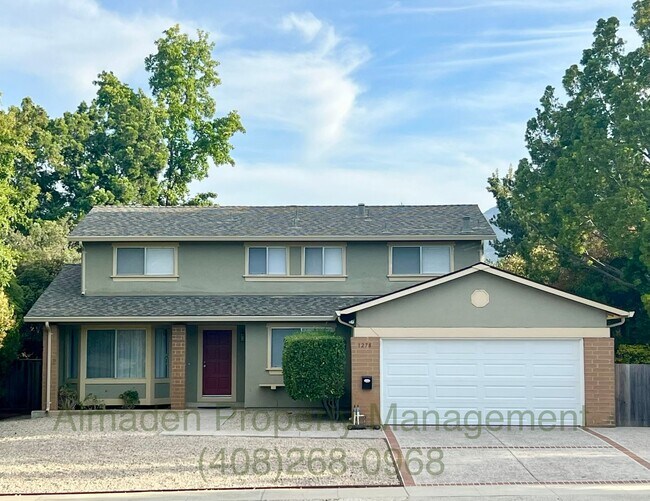 1278 Oakglen Way photo 2