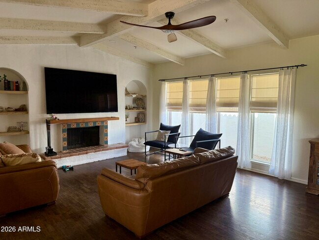 8617 E Larkspur Dr photo 3