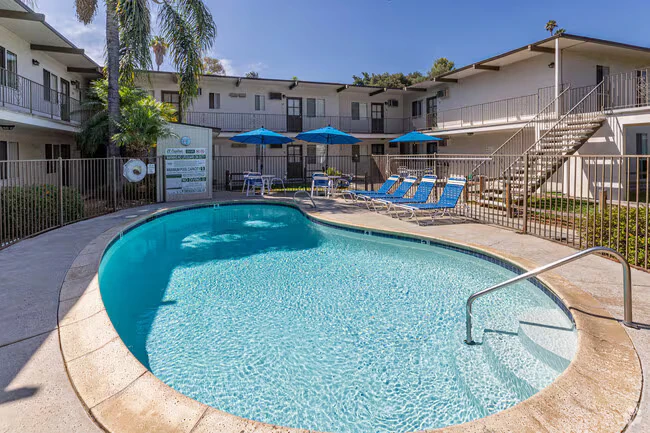 El Capitan Apartments photo 5