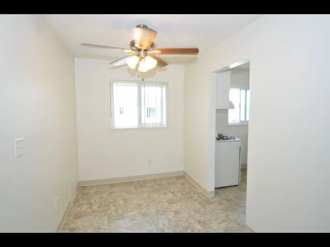 The Somerset Apartments photo 3