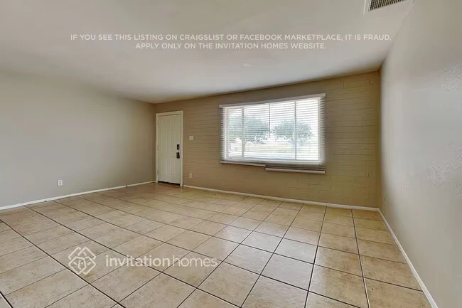 5611 N 65th Ave Glendale, AZ 85301 photo 4