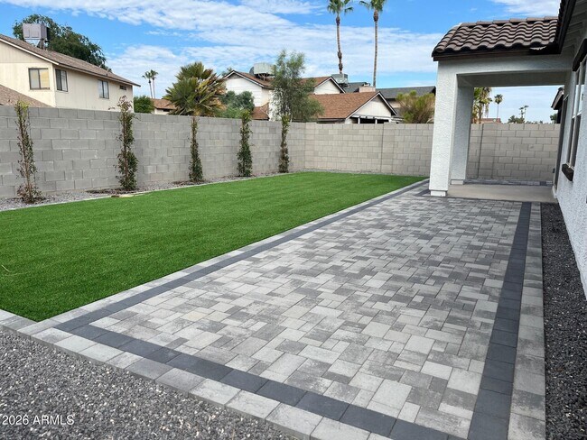 4422 N 100th Dr Phoenix, AZ 85037 photo 5