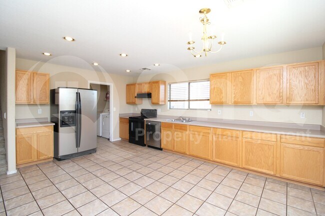699 E Springfield Pl Chandler, AZ 85286 photo 3