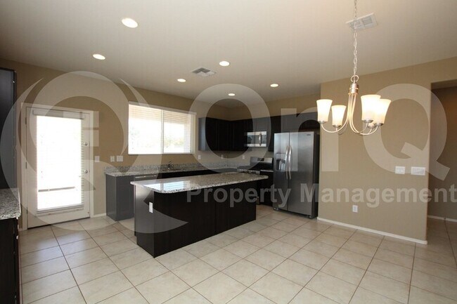 2620 S 116th Dr Avondale, AZ 85323 photo 2