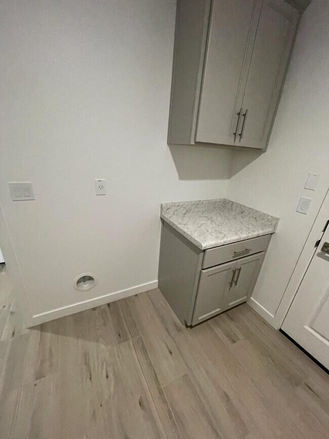 7938 W Griswold Rd Peoria, AZ 85345 photo 4
