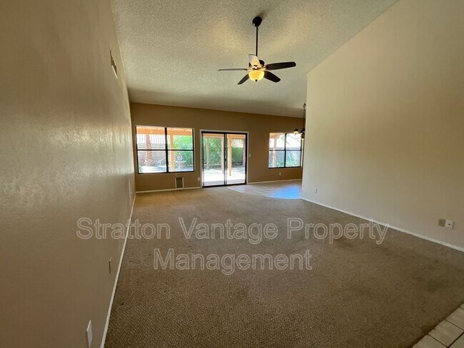 2735 E Thunderhill Pl Phoenix, AZ 85048 photo 5