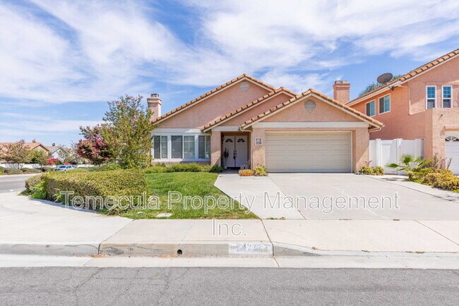 24392 Ridgewood Rd Murrieta, CA 92562