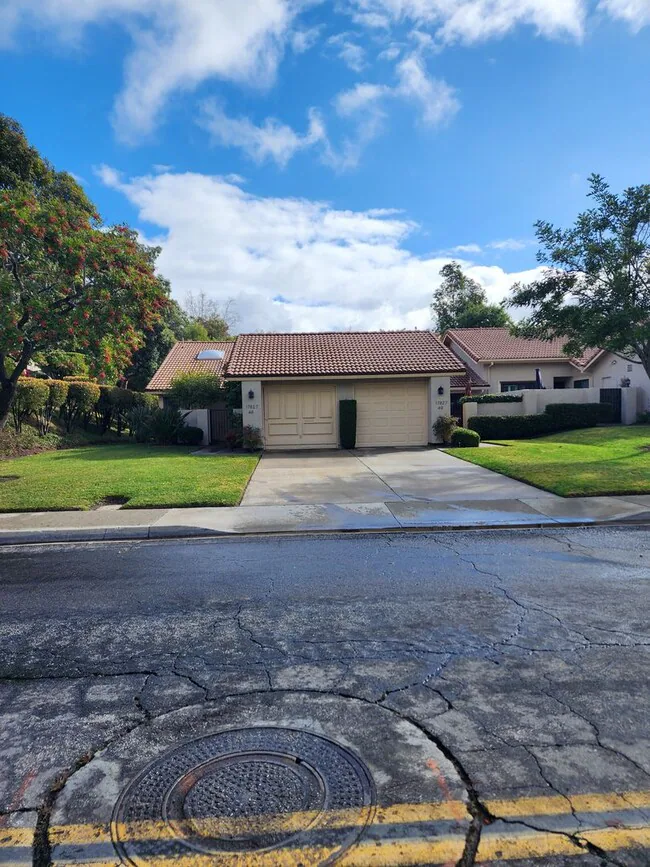17827 Avenida Cordillera San Diego, CA 92128