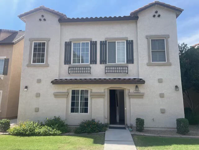 1360 S Sabino Dr photo 2