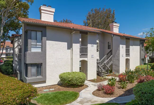 La Serena Apartments photo 5