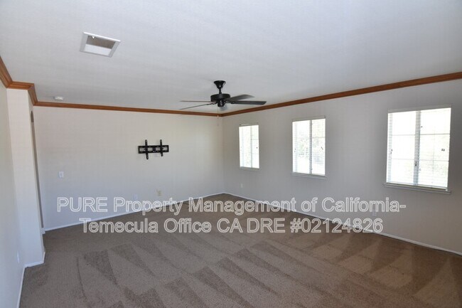 41557 Corte Pergamino Temecula, CA 92592 photo 4