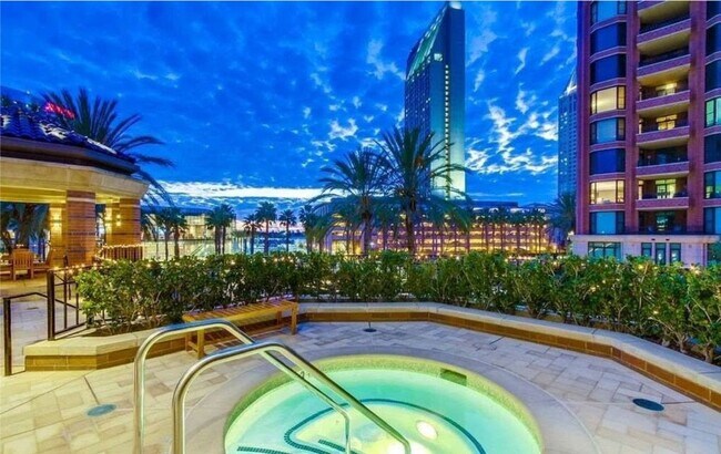 500 W Harbor Dr San Diego, CA 92101 photo 5