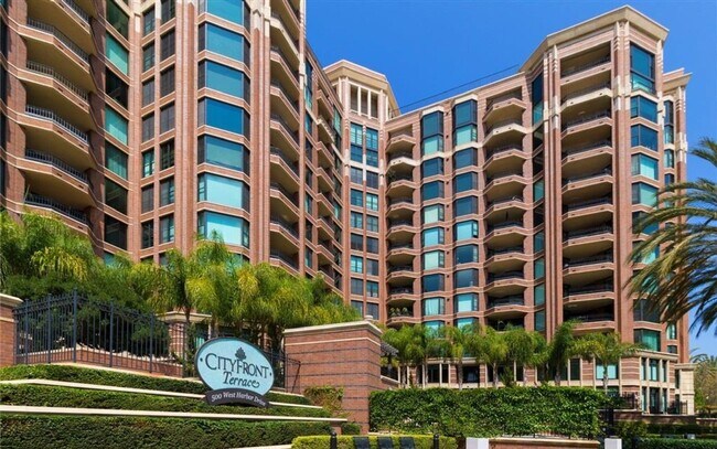 500 W Harbor Dr San Diego, CA 92101