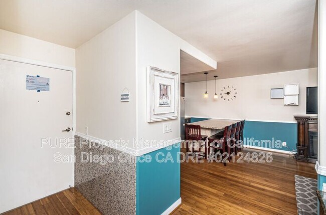 2510 Torrey Pines Rd San Diego, CA 92037 photo 3