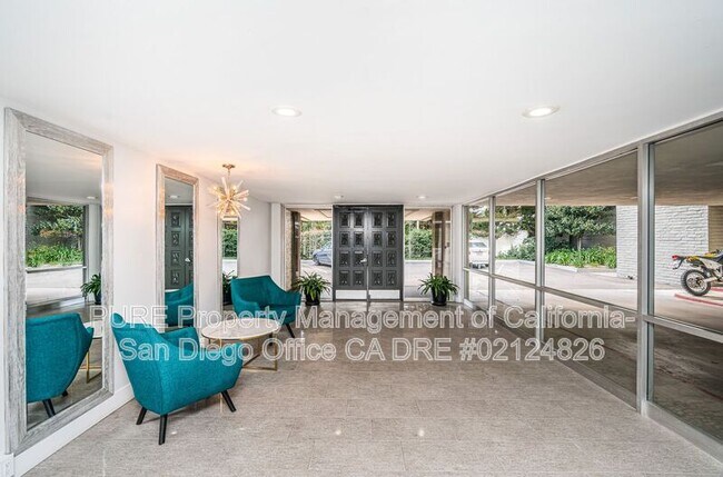 2510 Torrey Pines Rd San Diego, CA 92037 photo 4