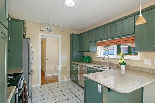 5385 Brockbank Pl San Diego, CA 92115 photo 5
