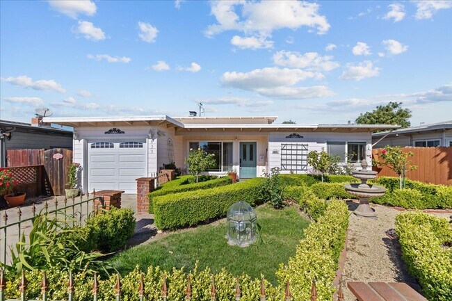 833 Ocean View Ave