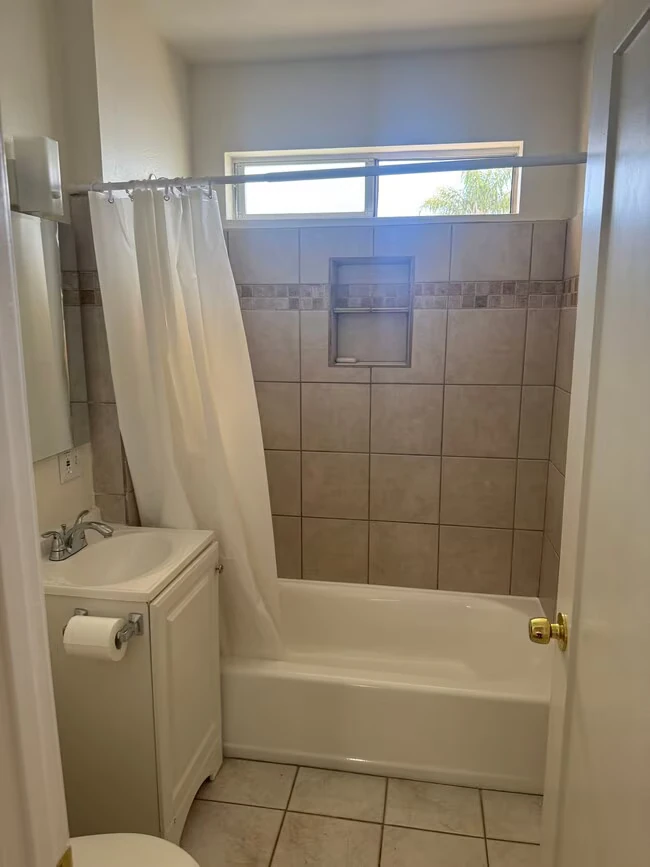 3684 Beta St San Diego, CA 92113 photo 5