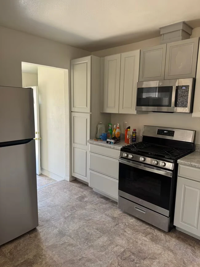 3684 Beta St San Diego, CA 92113 photo 3