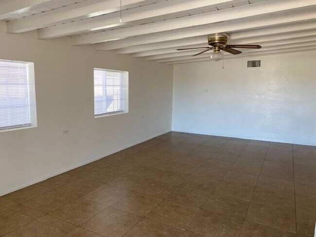 7016 Madrone Ave San Diego, CA 92114 photo 5