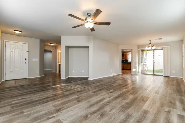 2523 E Bart St Gilbert, AZ 85295 photo 4