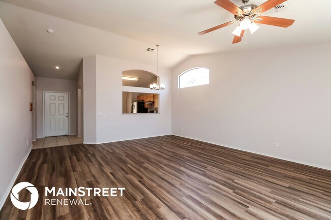 11185 W El Caminito Dr Peoria, AZ 85345 photo 4