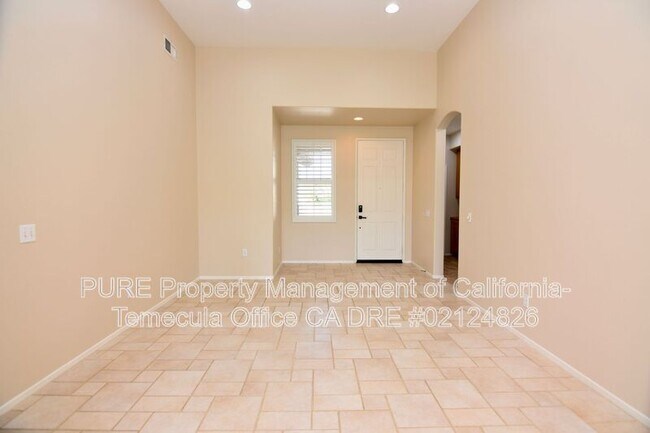 23745 Aspen Dr Murrieta, CA 92562 photo 2