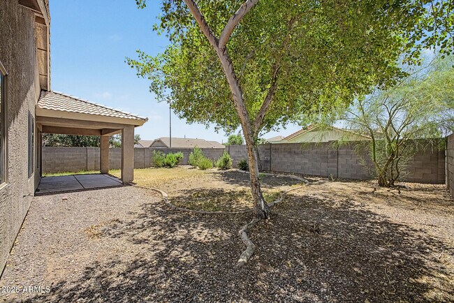 13153 W Mauna Loa Ln Surprise, AZ 85379 photo 2