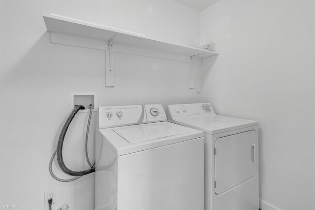 6216 Pembroke Dr San Diego, CA 92115 photo 4