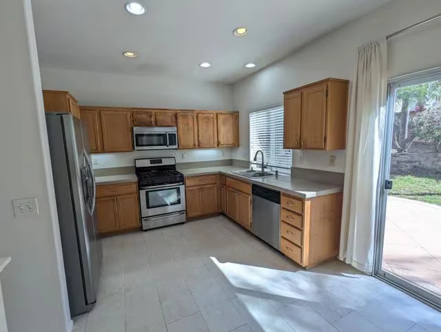4737 Lagunita Way Oceanside, CA 92057 photo 4