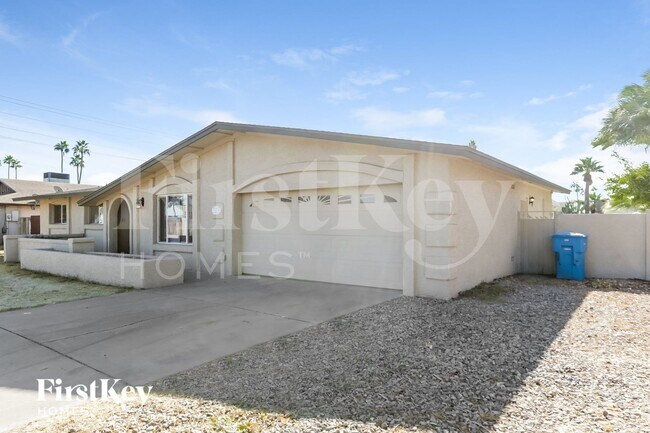 3509 W Cheryl Dr photo 4