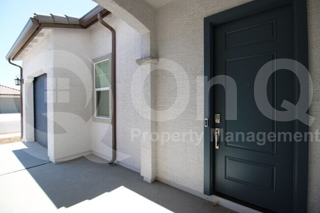 17536 W Superior Ave Goodyear, AZ 85338 photo 2