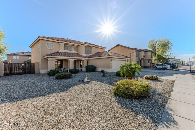 10617 W Daley Ln Peoria, AZ 85383 photo 2