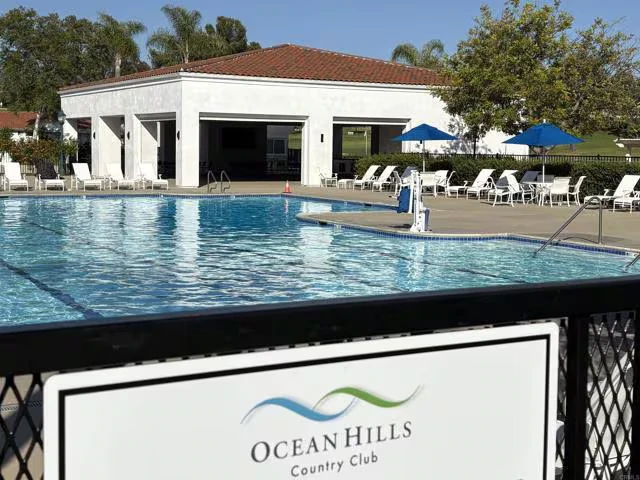 6033 Patmos Way Oceanside, CA 92056 photo 2