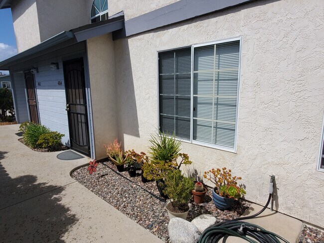 4864 Cape May Ave San Diego, CA 92107 photo 4