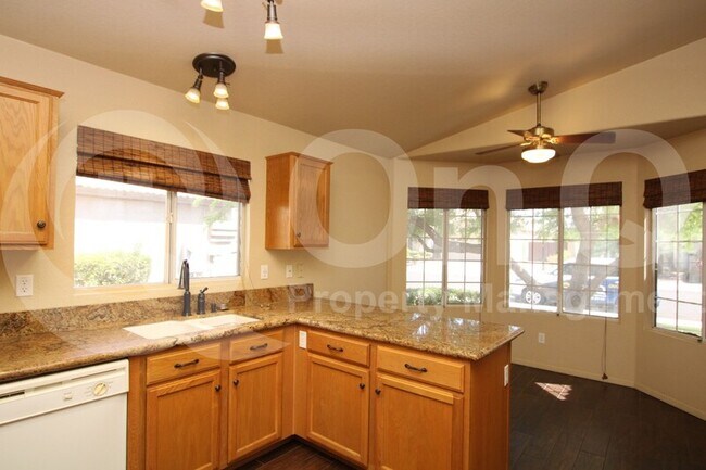 5310 W Pontiac Dr Glendale, AZ 85308 photo 5