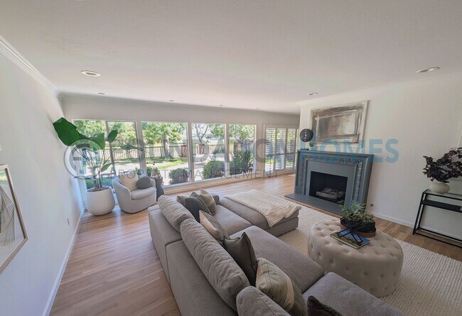 136 Peacock Dr San Rafael, CA 94901 photo 3
