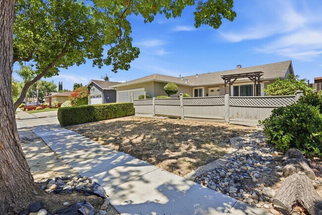 663 Albion Dr San Jose, CA 95136 photo 5