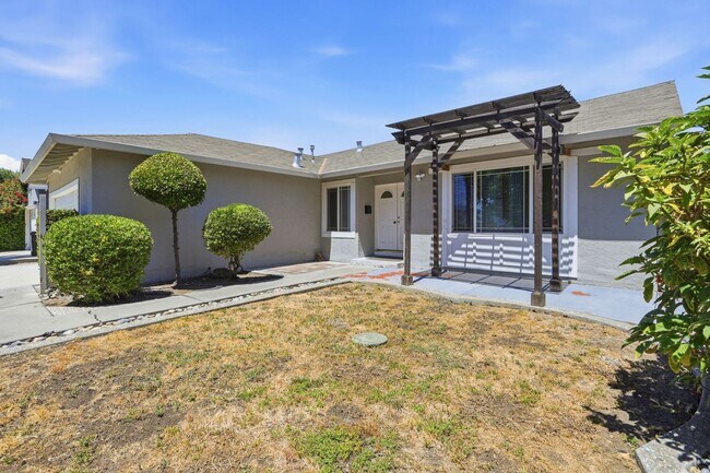 Wow! What A Great Home! Available Now! photo 5